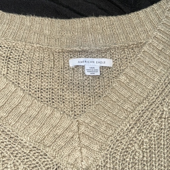 American Eagle Army Green Sweater - Picture 3 of 3